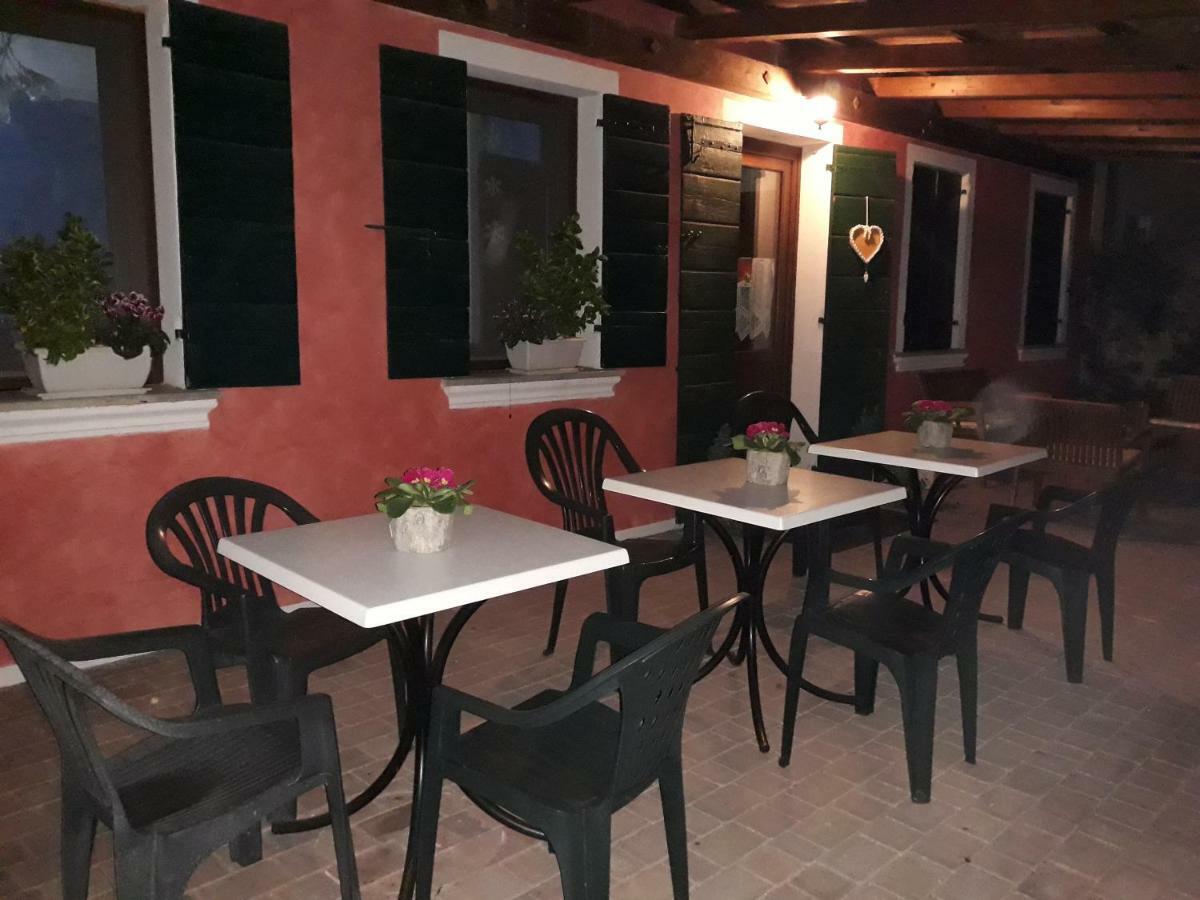 Couette-café Barone Rosso